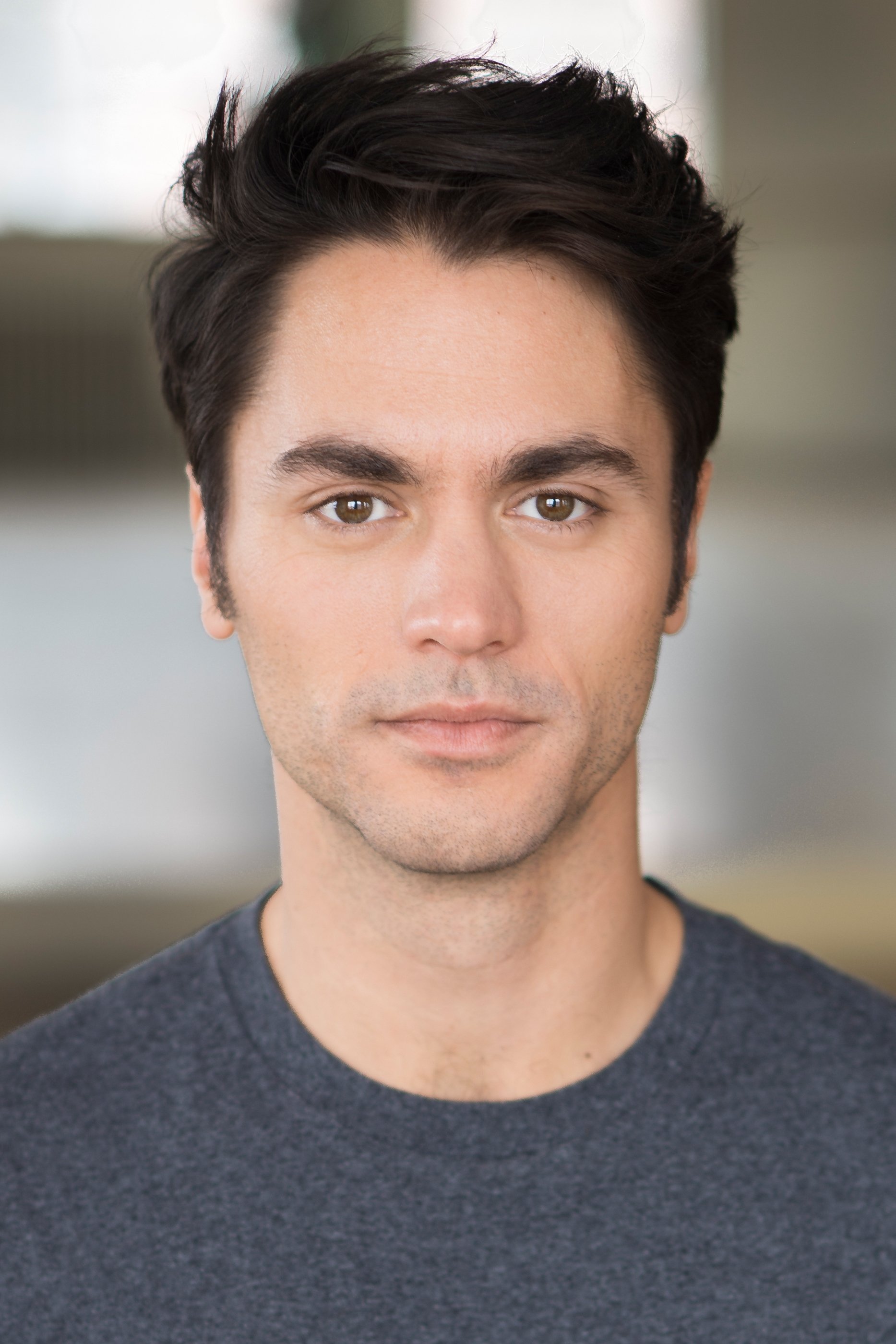 Maxime de Cotret backdrop