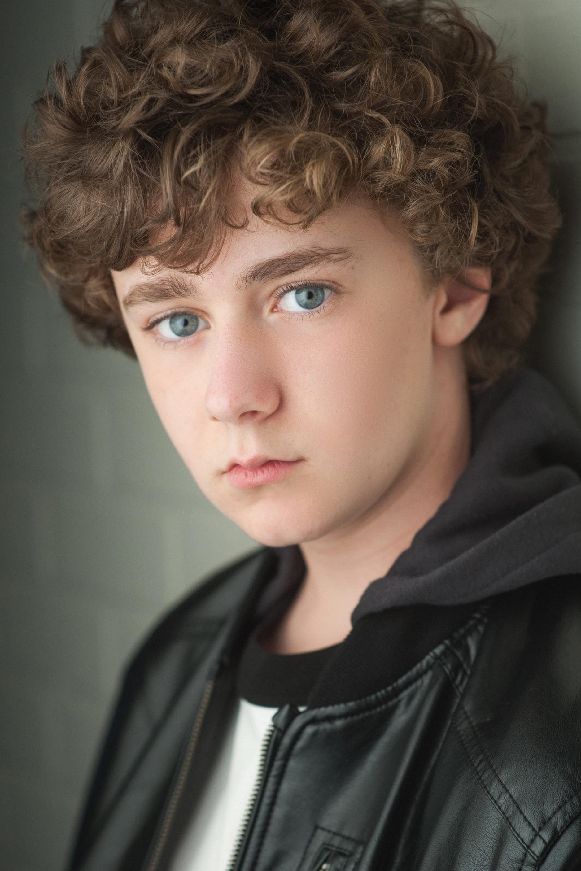 Luke Roessler backdrop