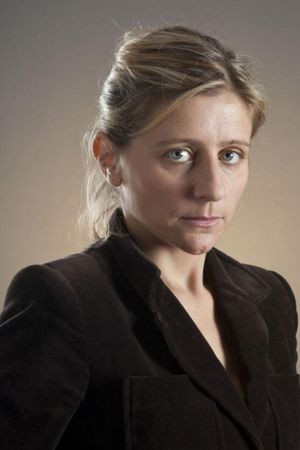 Marta Lina Comerio backdrop