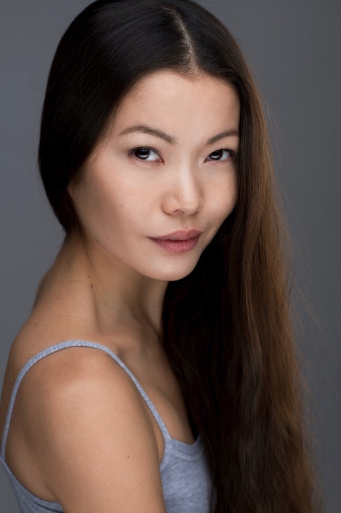 Anastasiya Tsoy backdrop