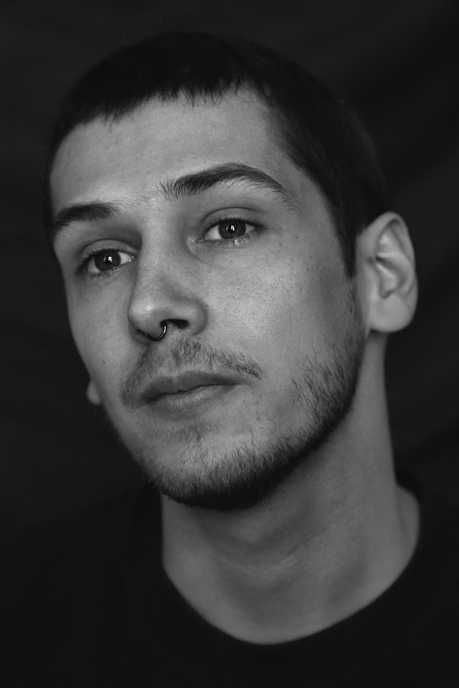 Lukas Feigelfeld: Lukas Feigelfeld backdrop