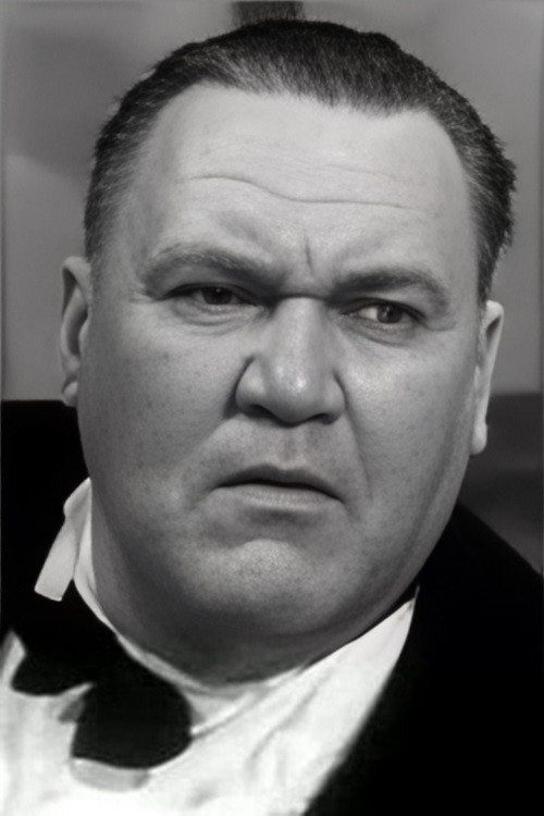 Fyodor Savostyanov backdrop