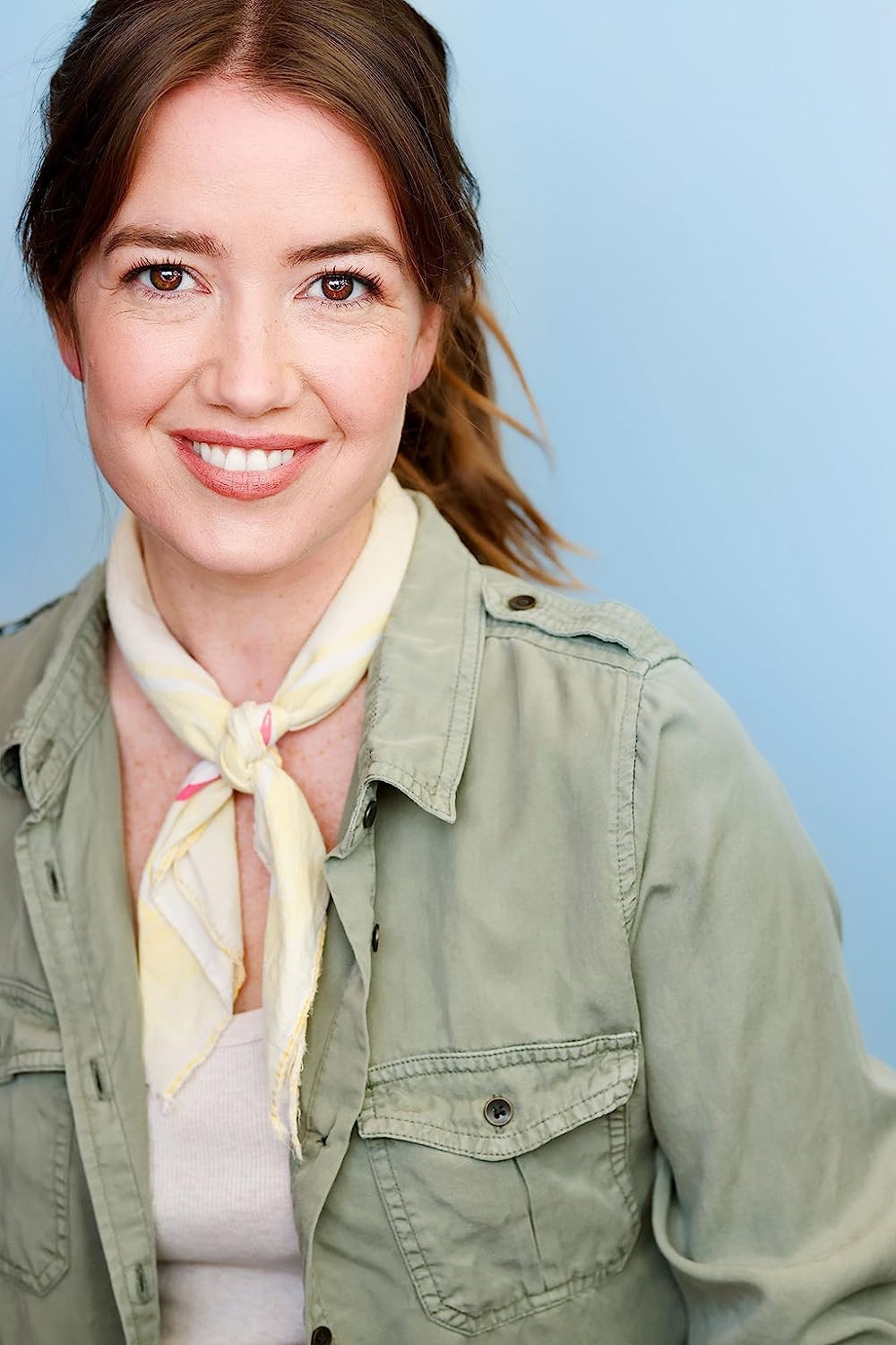 Hannah Elder backdrop