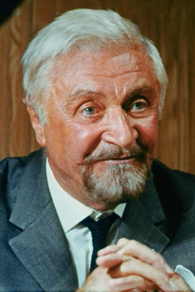 Alexander Engel backdrop