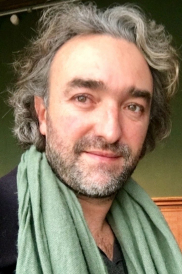 Nicolas Durand-Zouky backdrop