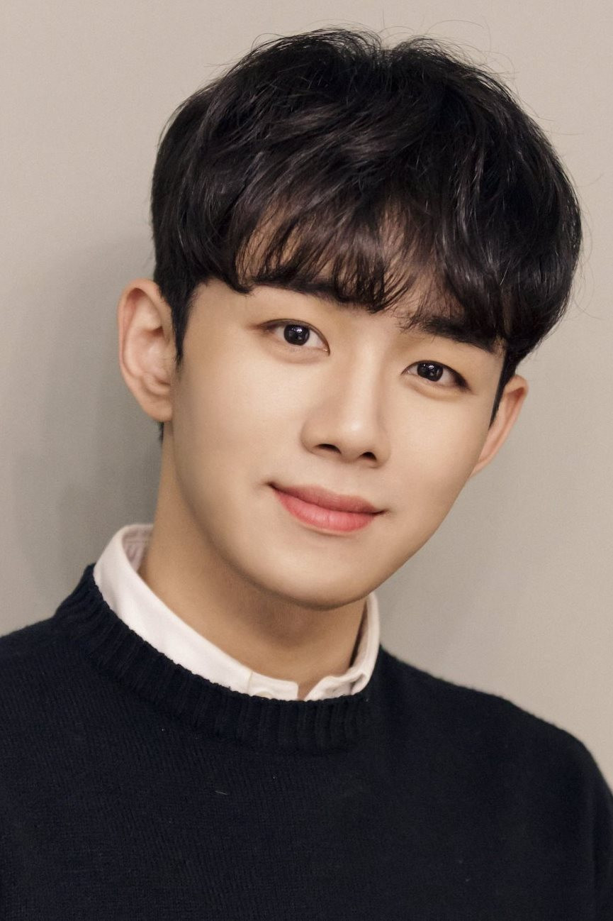 Oh Seung-hoon backdrop