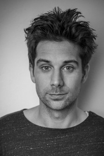 Joey van der Velden backdrop