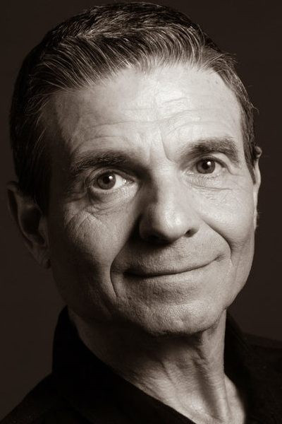 Shimon Volpert backdrop