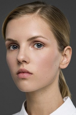 Sofya Ozerova backdrop