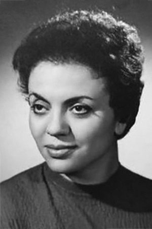 Ayten Kuyululu backdrop