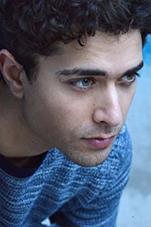 Luca Avallone backdrop