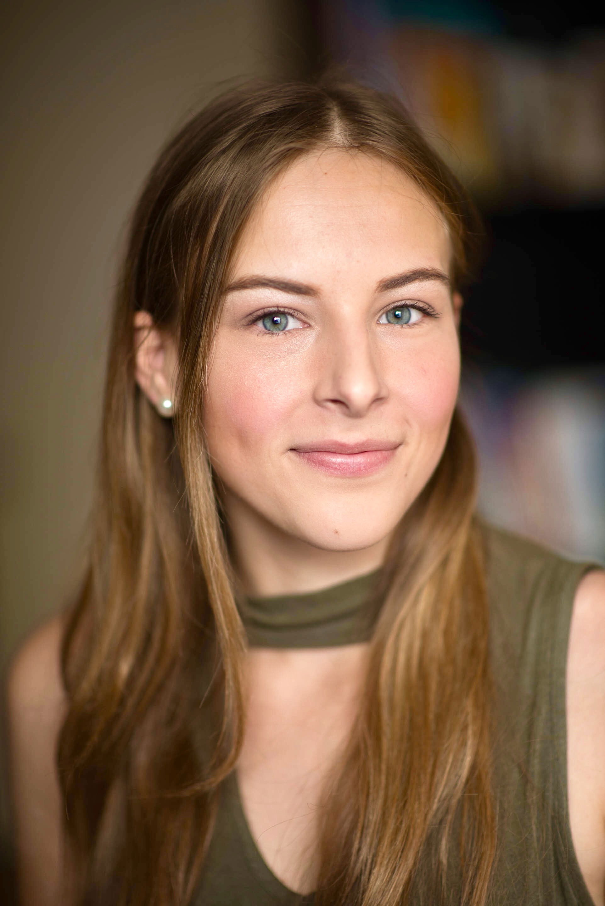 Brooklyn Wilde backdrop