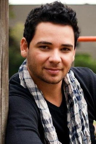 Leandro Negri backdrop