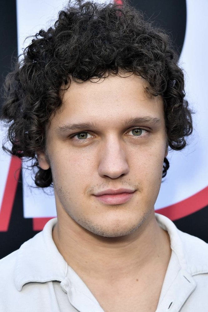 Antonio Marziale backdrop