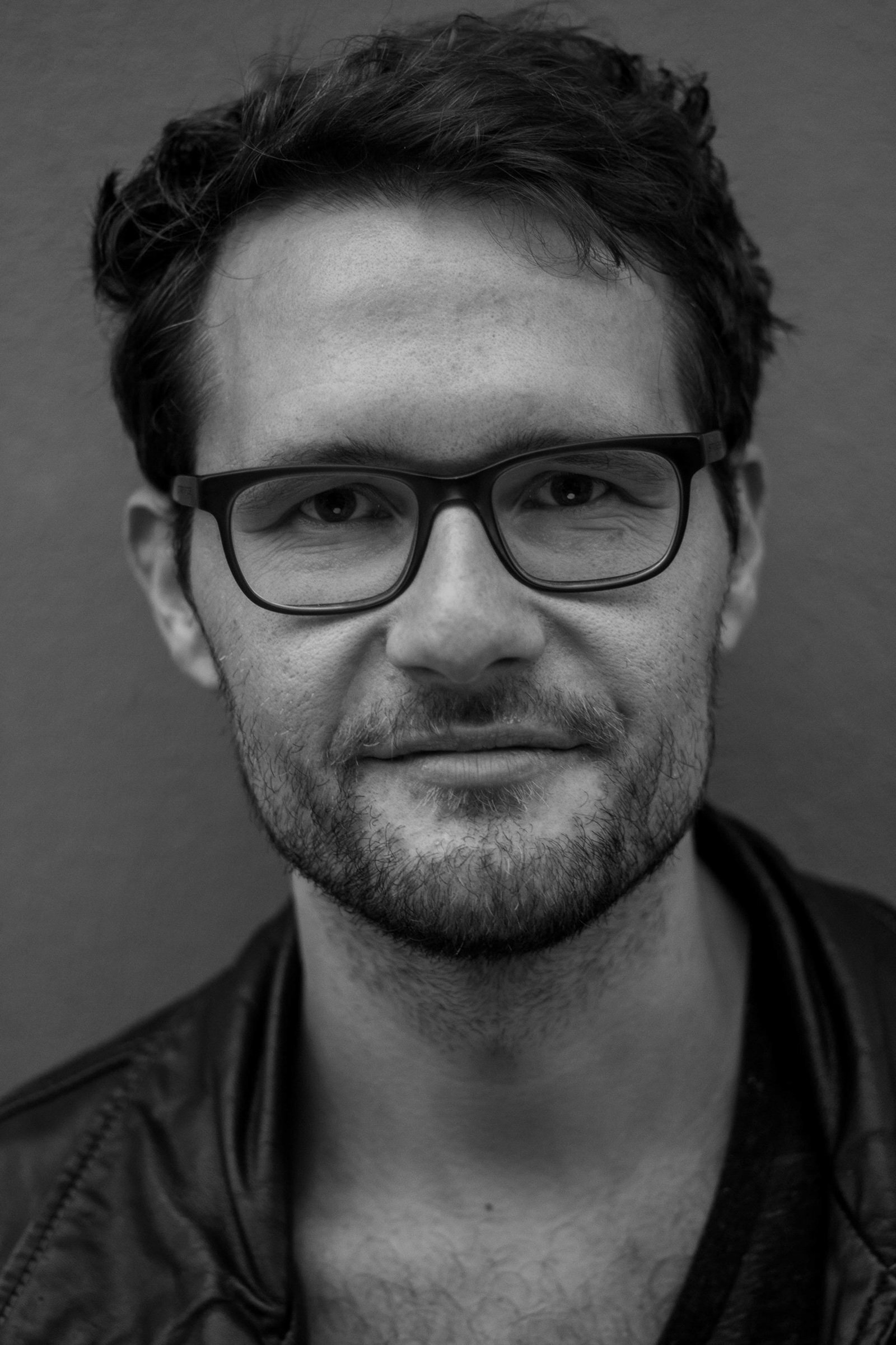 Felix Charin backdrop