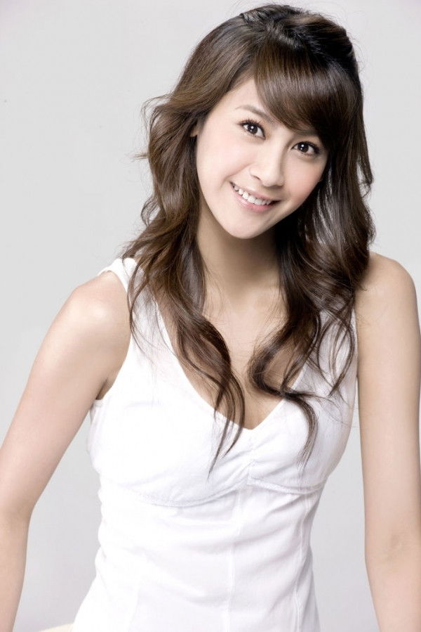 Kelly Chien backdrop