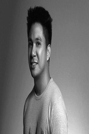 Iar Arondaing backdrop