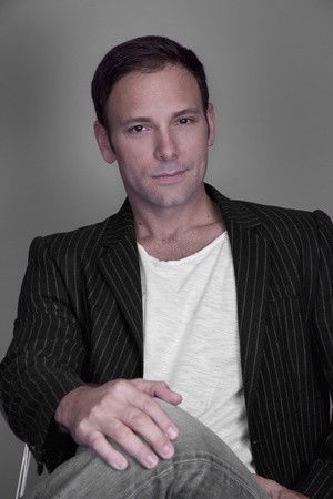 Javier Valcárcel backdrop