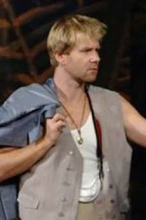 Dominik Łoś backdrop