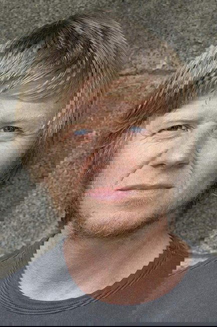 Anthony Morris backdrop