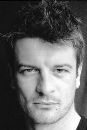 Gordon Mahon backdrop