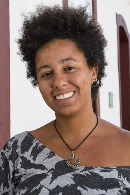 Glenda Nicácio backdrop