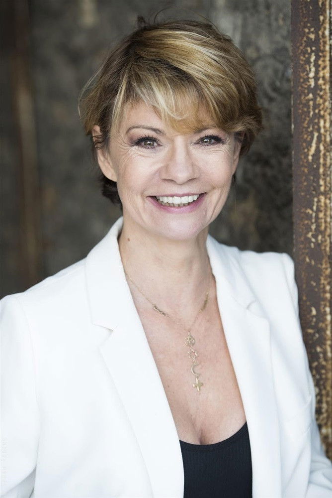 Candice Berner backdrop