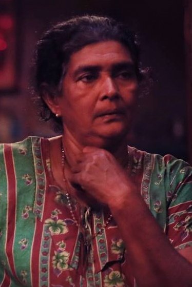 Pauly Valsan backdrop