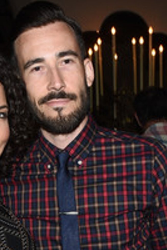 Matt Leslie backdrop