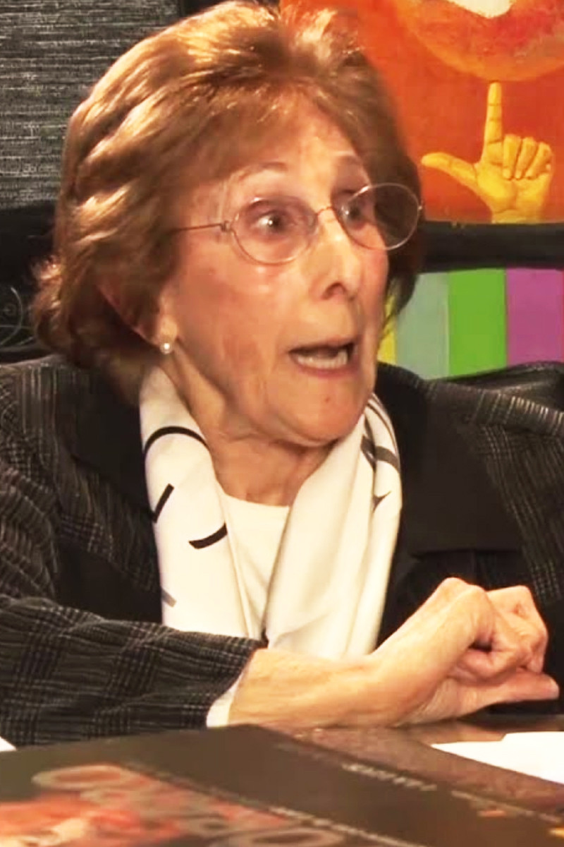 Ponchi Morpurgo backdrop