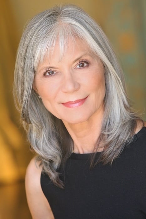 Mariko Van Kampen backdrop