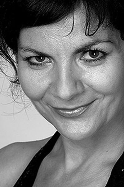 Valéria Fürješová backdrop