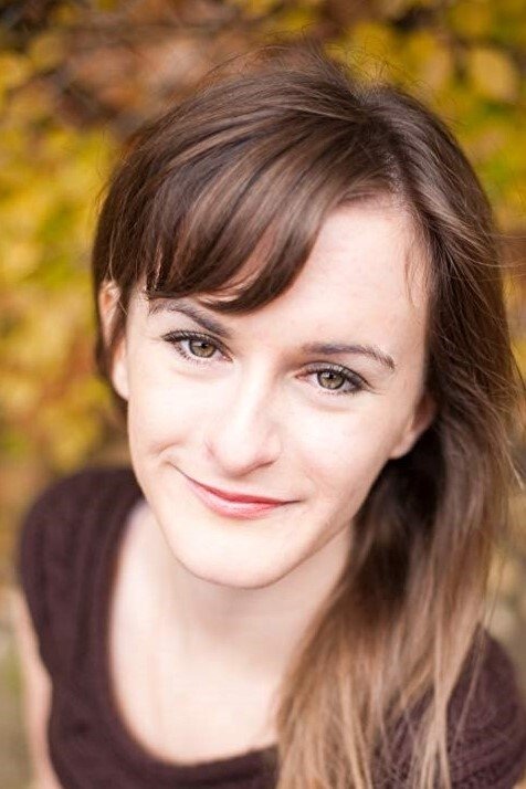 Molly Miller backdrop