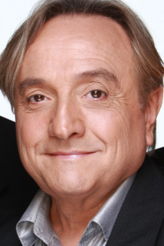 Émile Wandelmer backdrop