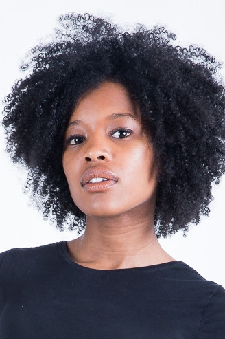 Cleo Diára backdrop