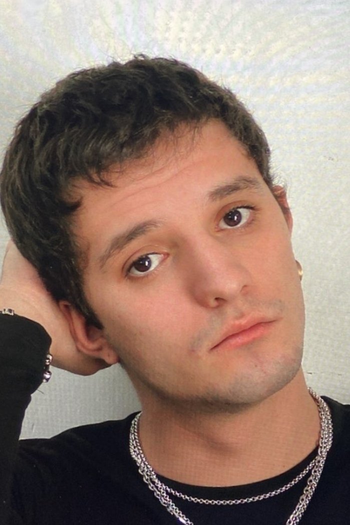 Máximo Hollander backdrop