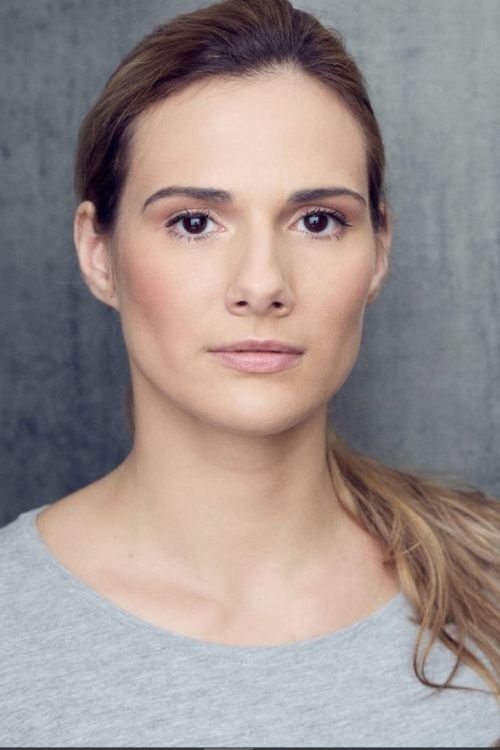 Bernadett Ostorházi backdrop