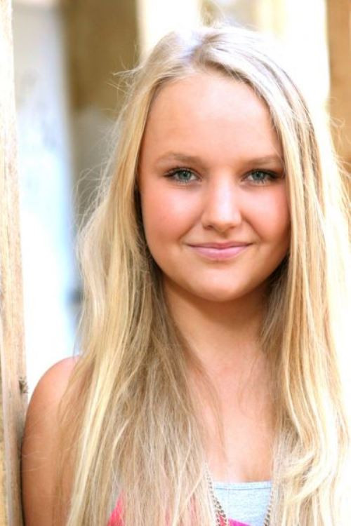 Pia Lautenbacher backdrop