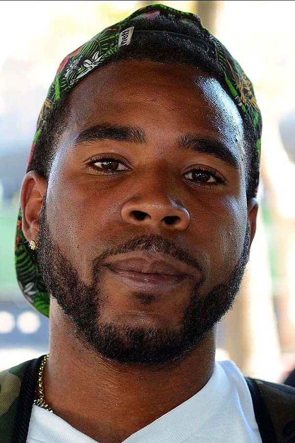 Derrick Wilson backdrop