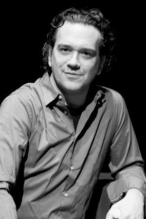 Andrea Lupo backdrop