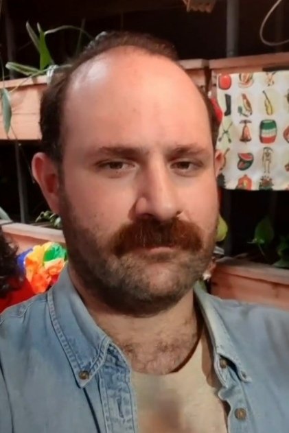 Danijel Hadad backdrop