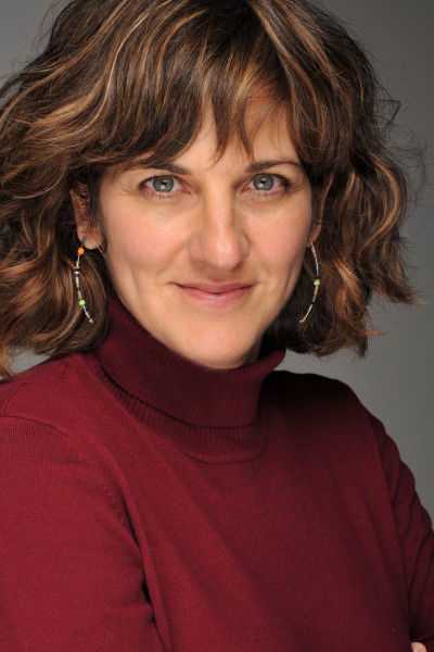 Maryvonne Cyr backdrop