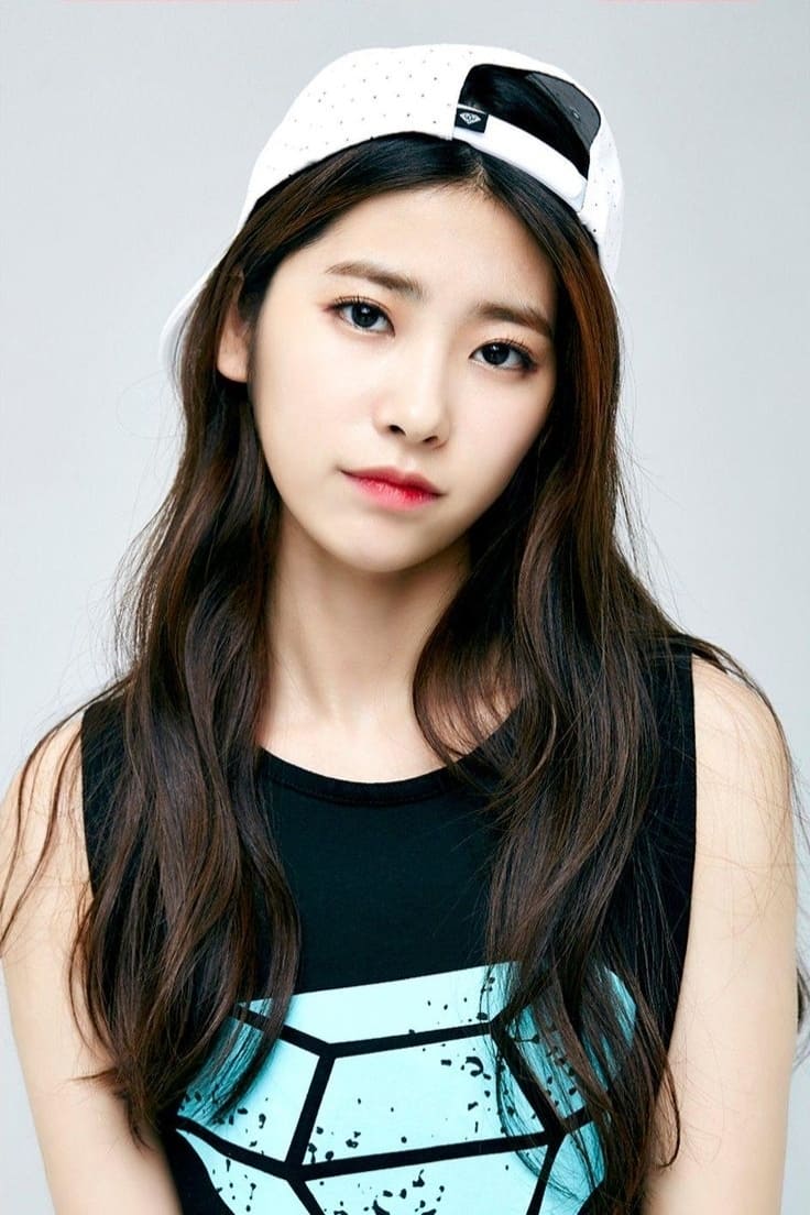 Ki Hui-hyeon backdrop