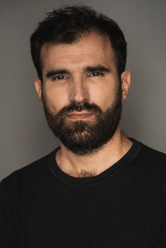 Pedro J. Ribeiro backdrop