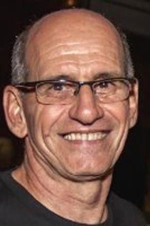 Gérard Raucoules backdrop