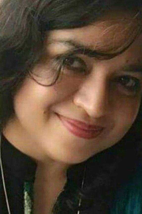 Faiza Iftikhar backdrop