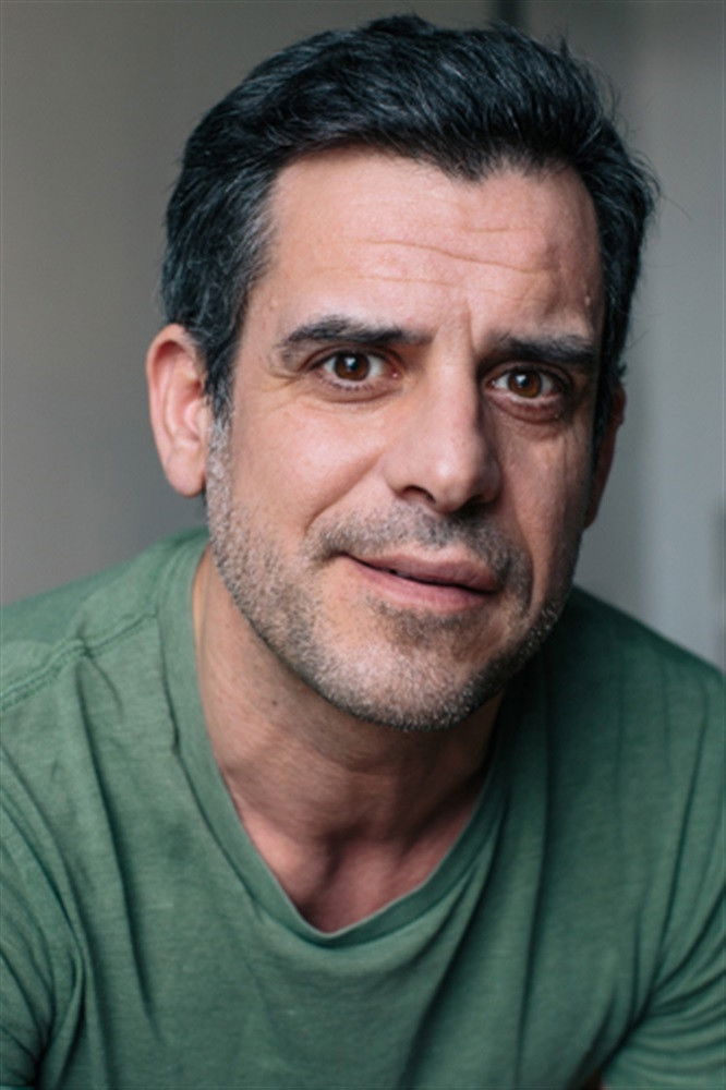 Frédéric Mauviel backdrop