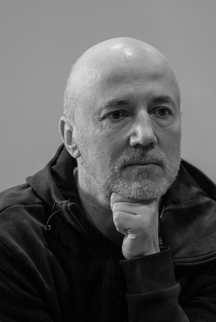 Jānis Putniņš backdrop