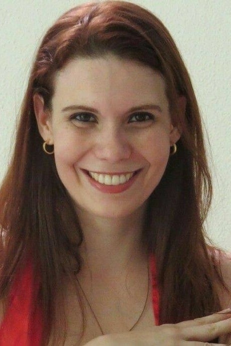 Mariana Camargo backdrop