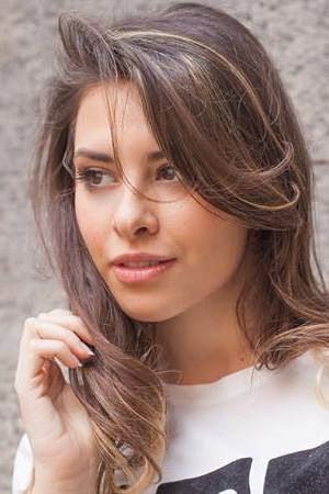 Mirea Flavia Stellato backdrop